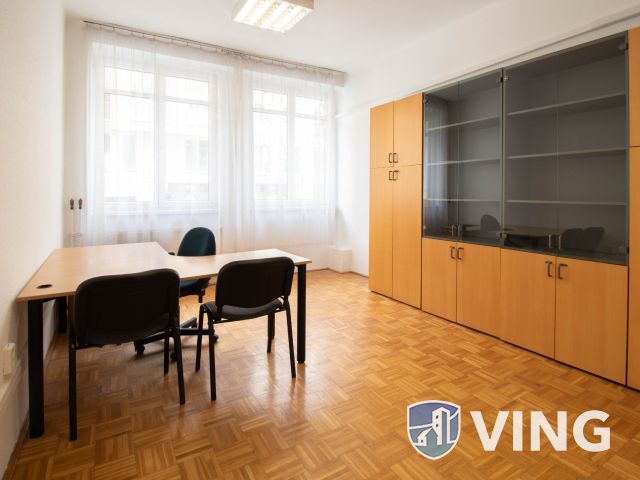 109 m2-es önálló irodaegyüttes kiadó a Lehel tértől 500 m-re